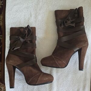 Super Cute Brown High Heel Boots